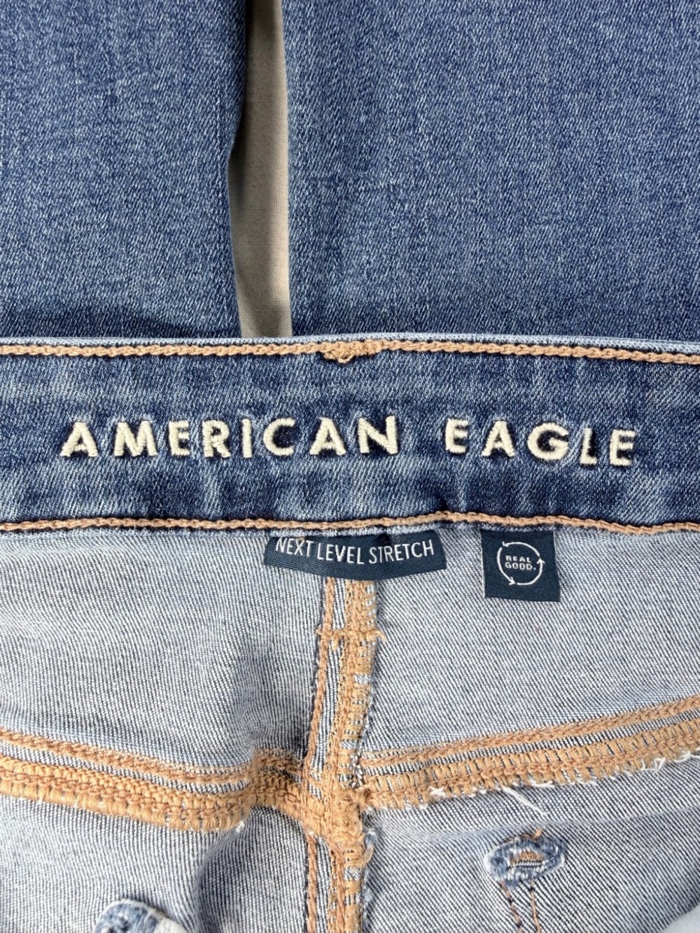 American Eagle Next Level Stretch Kick Bootcut Jeans Medium Wash Size 16 Regular - Picture 2 of 5